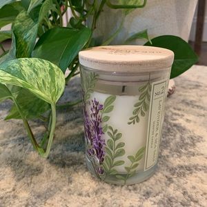 Bee and Willow Candle 🕯